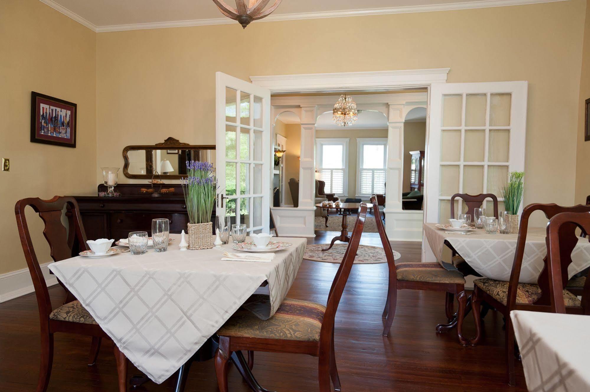 Steeles Tavern Manor Bed & Breakfast Raphine Dış mekan fotoğraf